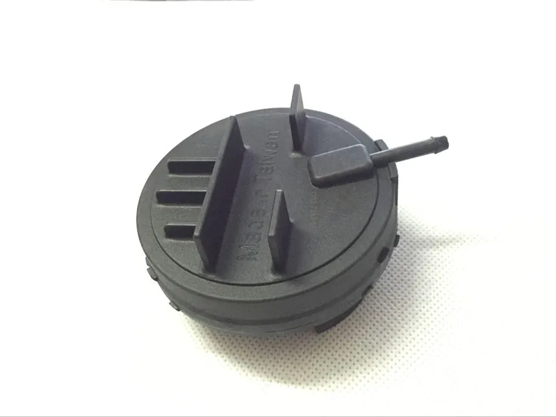 Крышка клапана головки цилиндра для BMW E60 E91 E65 E66 X3 X5 F10 F01 E81 E87 11127552281|Деталь шасси| |