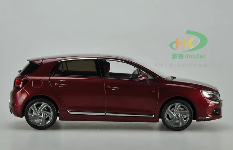 Высокая моделирования 1:18 Citroen DS 4S сплава литья под давлением модель автомобиля