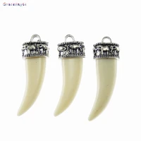 16pcs men wolf tooth spike pendant for necklace male necklace jewelry for friends gift tooth amulet pendant charms diy necklace