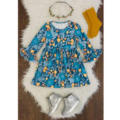 Новинка осени 2018 милая одежда с длинными рукавами и расклешенными для маленьких