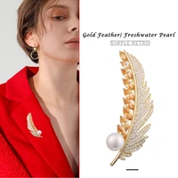 hongye feather sparkly pin 100 natural freshwater pearl brooches for women gold aaa cz vintage brooch jewelry christmas gift