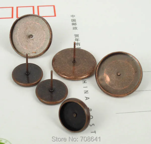 Пустая основа для сережек-гвоздиков с круглым безелем полимерные Кабошоны