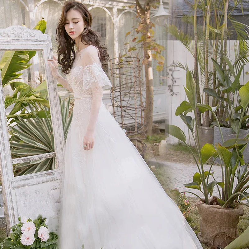 Женское пляжное платье с длинным рукавом простое привлекательное белое