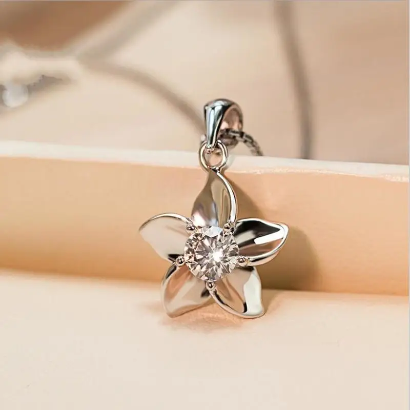 

Everoyal Fashion 925 Silver Necklace For Women Jewelry Cute Zircon Flower Pendant Necklace For Girls Party Accessories