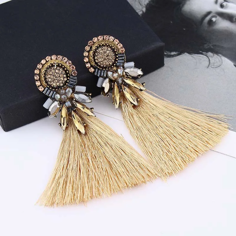 

2020 Trendy New Rhinestone Tassel Earrings for Female Vintage Bohemian Fringed Statement Wedding Jewelry 4C1006