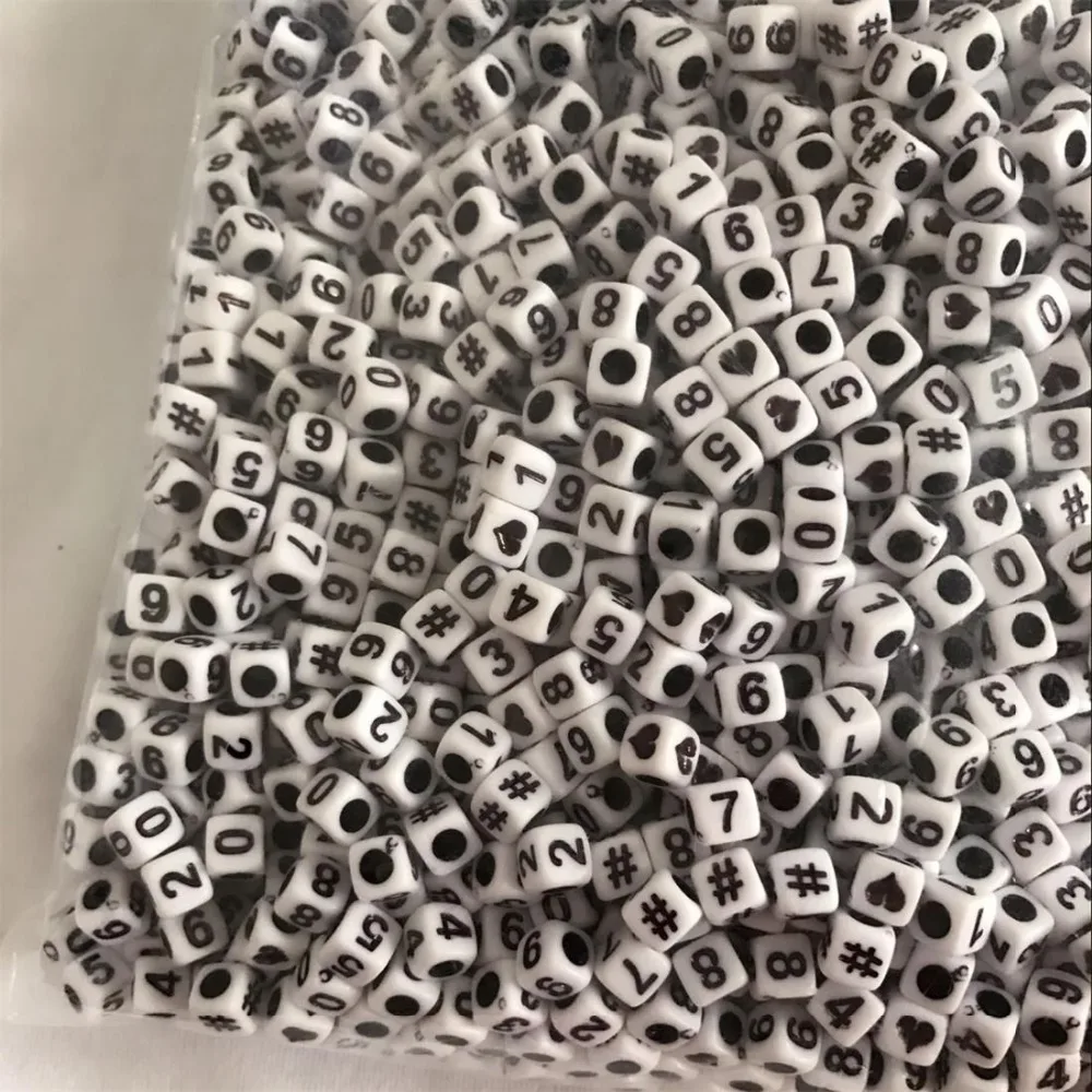 Высококачественные черные/белые бусины 6 мм Смешанные акриловые квадратной