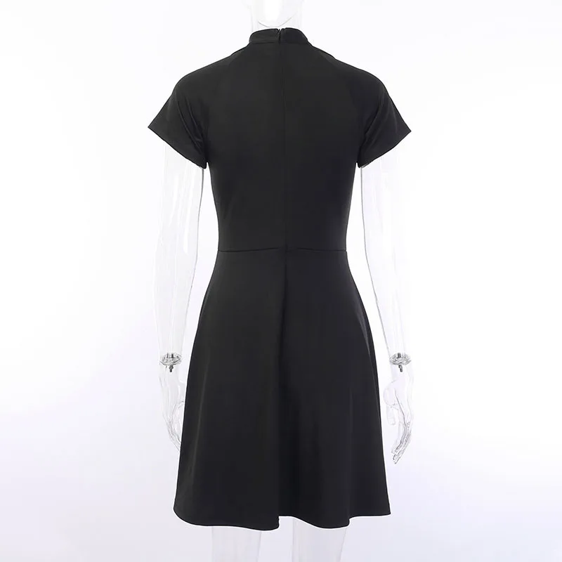 Платье женское черное с коротким рукавом на молнии | Женская одежда
