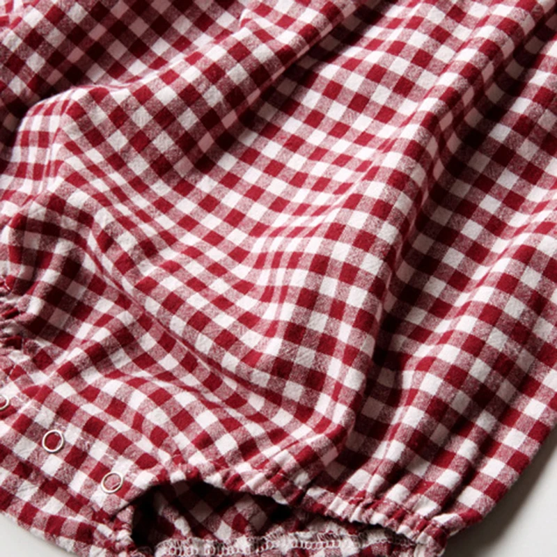 Новорожденный младенец осенней и зимней корейский новый милый распечатанный хлопок треугольник ромпер фарт девушка комбинезон младенческая детская одежда.