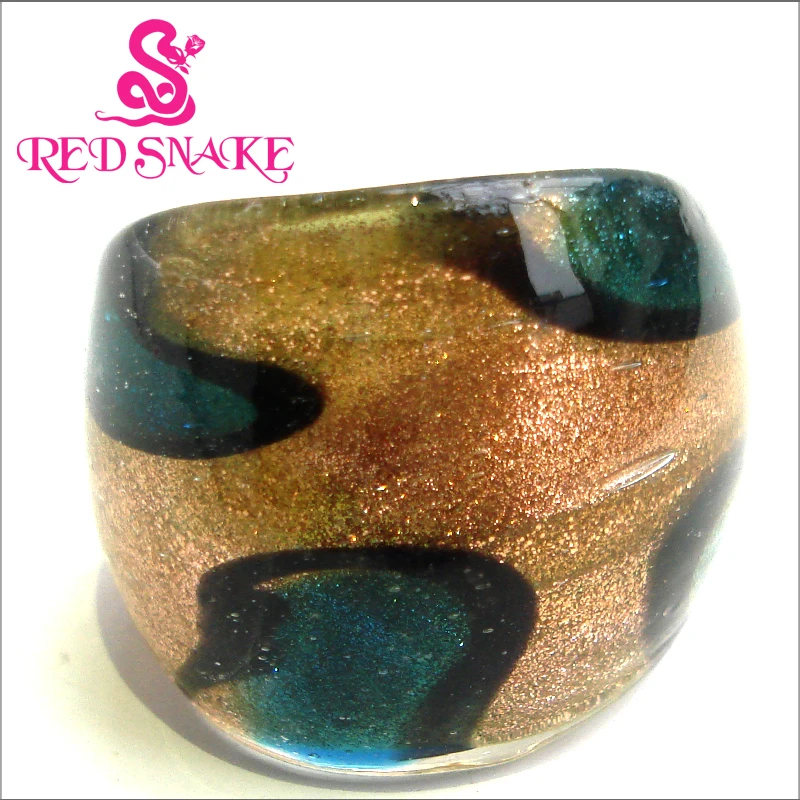 Красная змея модное кольцо ручной работы золотой и зеленый с черной строкой |