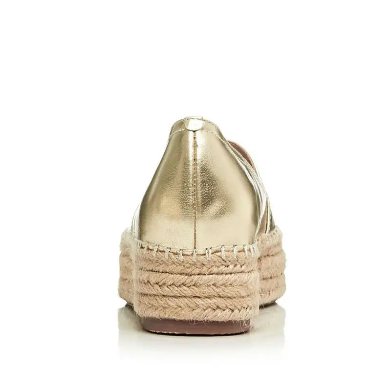 Весенне осенние туфли на плоской подошве из натуральной кожи женские модные