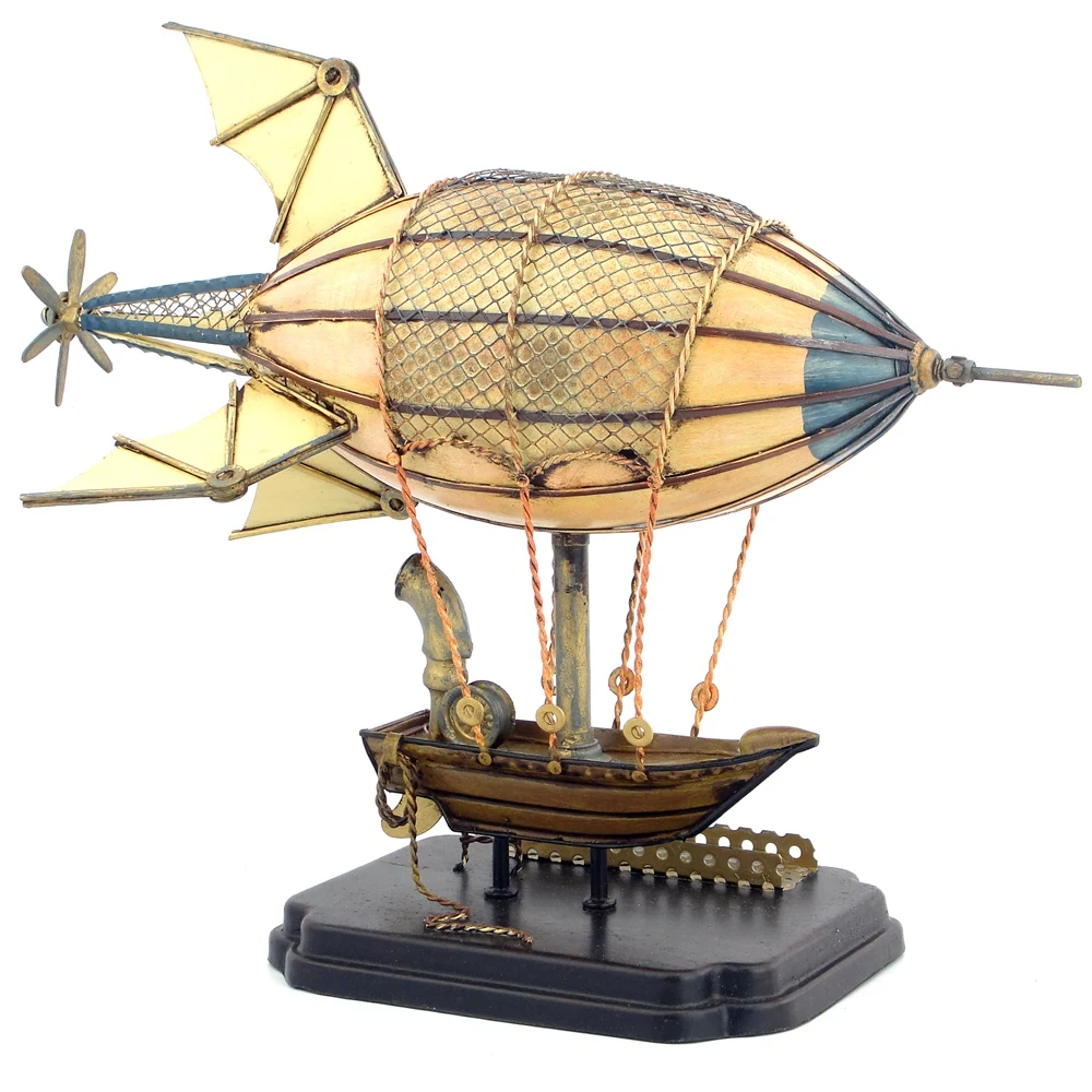 In the 18th century French fire balloon Western Airship restaurant home decoration Wrought iron creative gifts