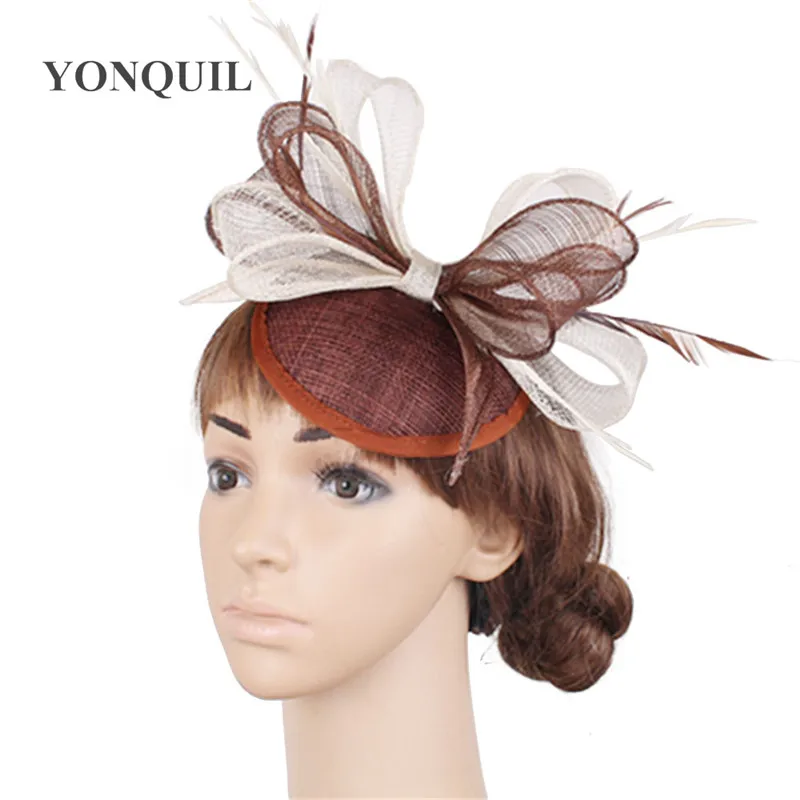Шляпка Таблетка с перьями для торжественных случаев|hat lady|pillbox hatfashion hat |