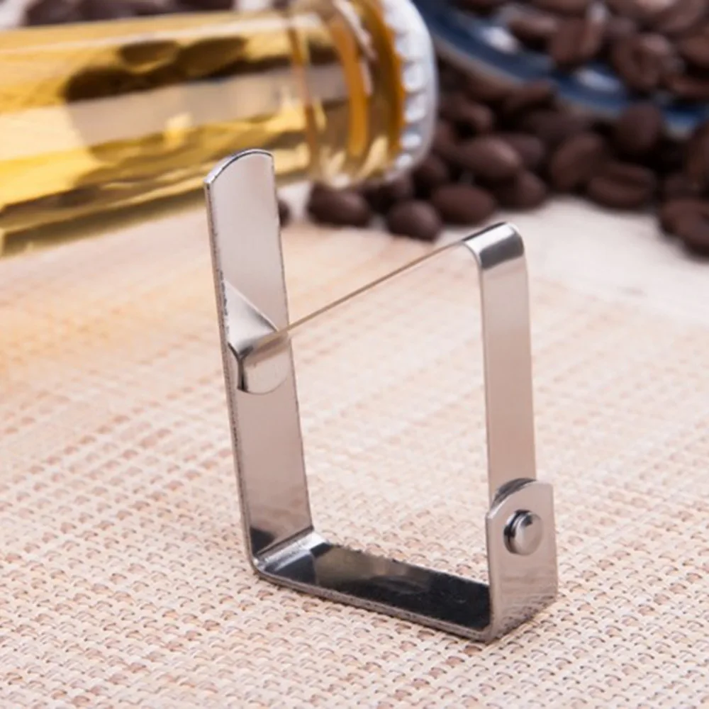 

4PCS Simple Stainless Steel Tablecloth Tables Cover Clips Holder Cloth Clamps Party Picnic Office Clips