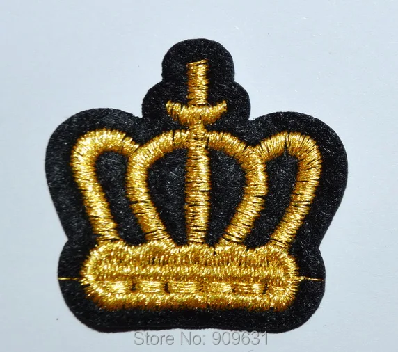 

30x Golden Crown Patches Iron On Embroidered Head Fabric Elegant Applique Cool