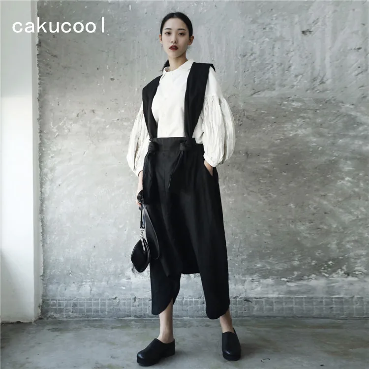 Cakucool рами черный комбинезон для женщин японский Готический дизайн свободные Подтяжки Брюки повседневные шаровары капри Femme размера плюс