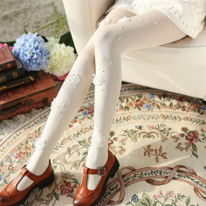 

Flowers pearl white lace stockings Spring was thin vertical stripes tights Sweet bottoming tights