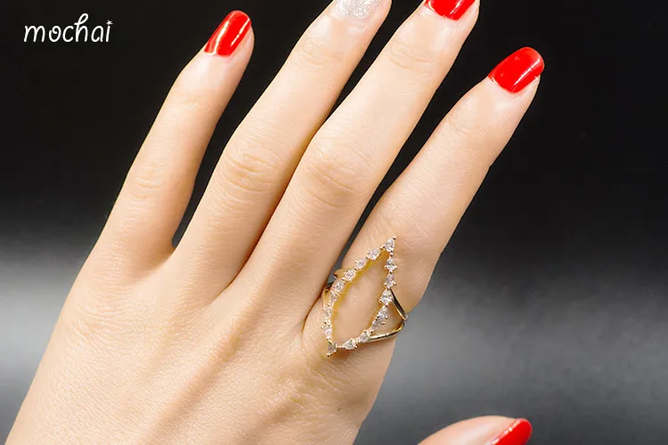 Новый стиль Фирменная Новинка простой современный кубического циркония полые