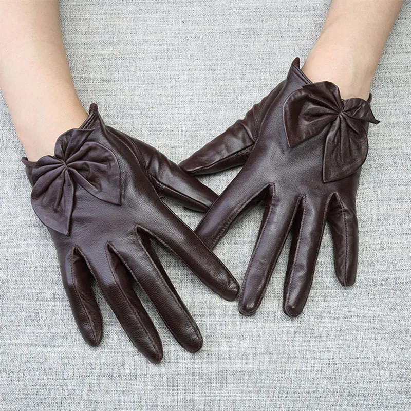 Leather Gloves Female Autumn Winter Real Leather Gloves Sheepskin Short Style Fashion Butterfly Knot Woman's Driving Gloves WL08
