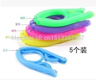 

Travel tourism travel folding hanger hanger color hanger simple portable hanger mounted box 5