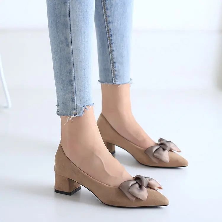 Новинка 2019 корейские модные удобные замшевые туфли на высоком каблуке с закрытым