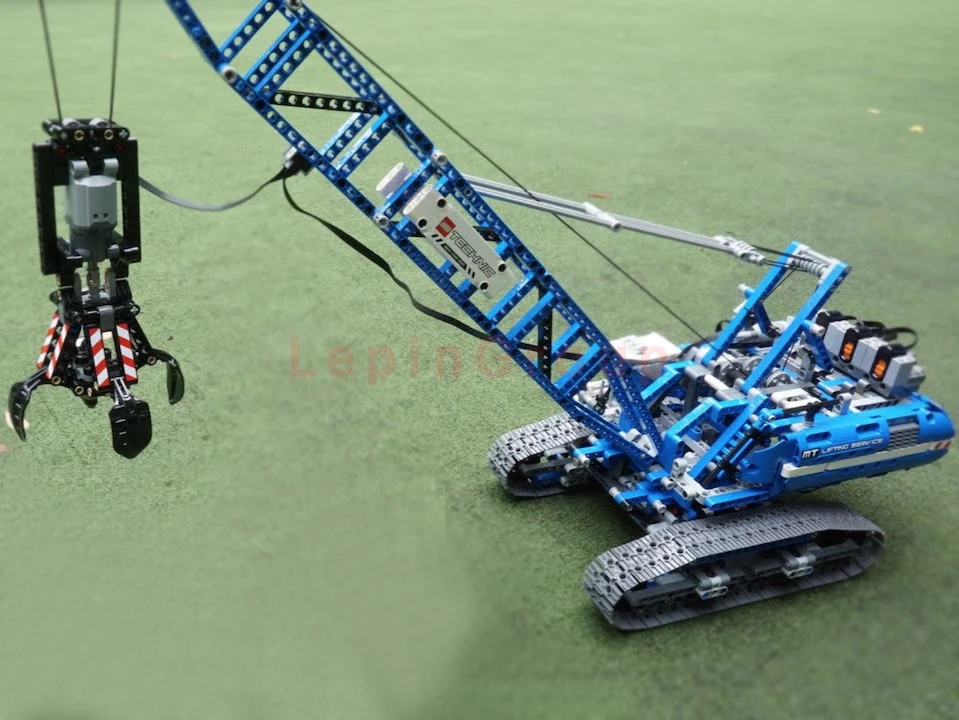 LP 20010 Genuine Technic Mechanical The Crawling Crane Set Building Blocks Bricks Educational LPings Toys Clone 42042 | Игрушки и хобби