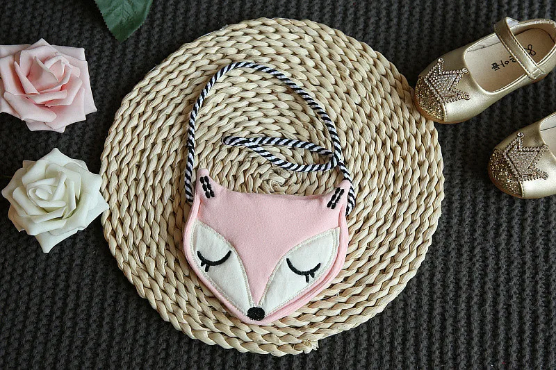 Одежда для маленьких девочек 2017 г. весенне-осенняя новая Корейская одежда свитер