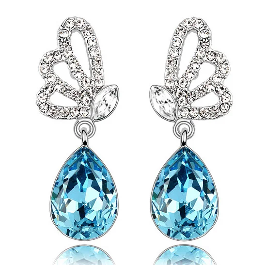 Женские серьги бабочки с полым крылом и австрийскими кристаллами модные