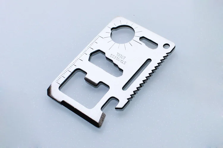 Нож-карточка выживания Multifunction Tool Pocket Saber с чехлом на поясе, 10 функций в 1, для кемпинга и активного отдыха, длина 6 см.