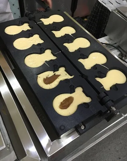 Электрическая мультяшная антипригарная вафельная форма Doraemon вафельница