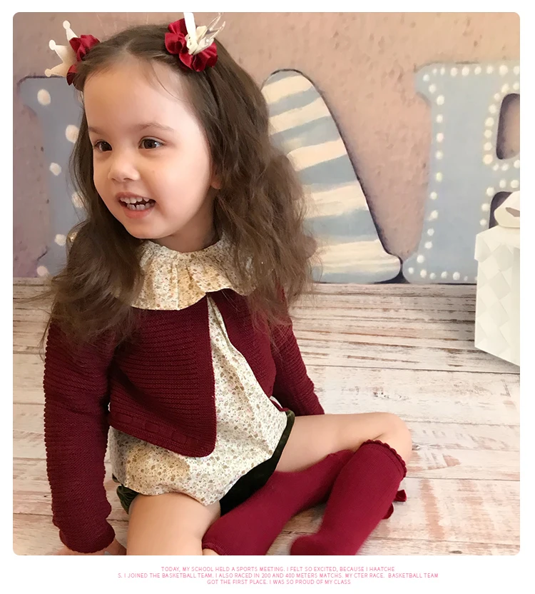 Детская Autumn1-4 лет, испанская рубашка с цветочным рисунком для девочек, бархатные шорты, вязаный кардиган, комплект для девочек, качественная одежда для маленьких девочек