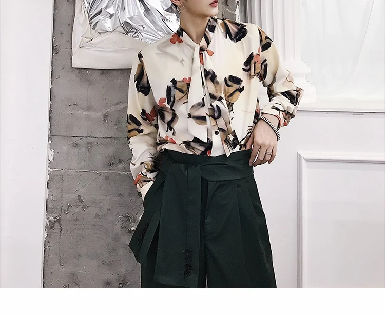 MIXCUBIC Autumn British style unique Tie collar printed shirts men casual loose Rose printed shirts for men,size M-XXL