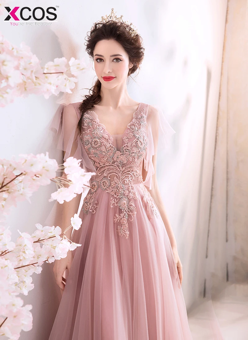 Длинные платья для выпускного вечера 2019 с цветочной аппликацией платье