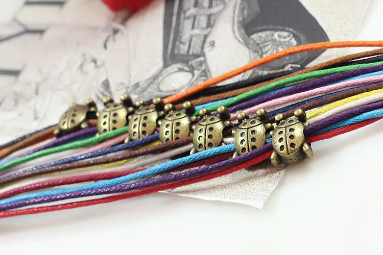 Многоцветные Многослойные Плетеный Браслет цепочка с нежным adybug очаровательные