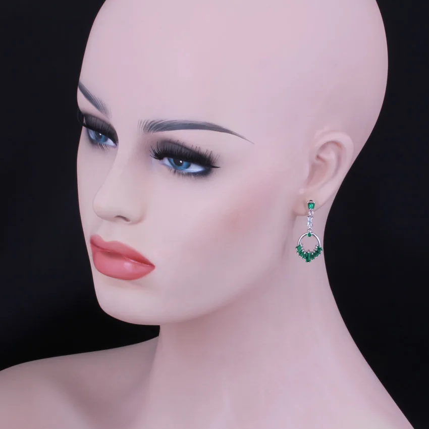 Сверкающие серьги-подвески с зеленым фианитом белые серьги серебряным покрытием