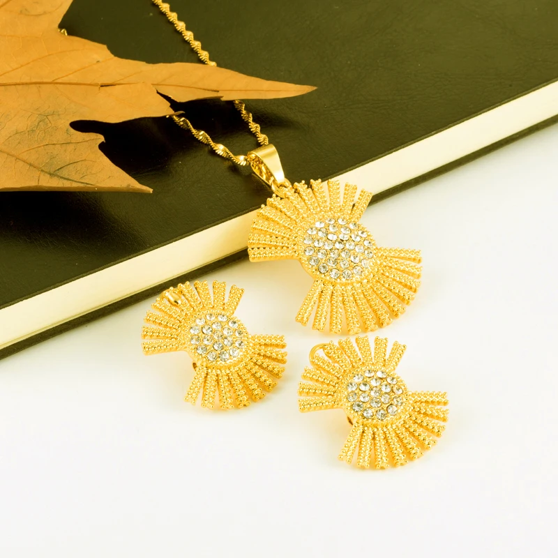 Комплект из колье и серёг с кристаллами|Ювелирные наборы| |