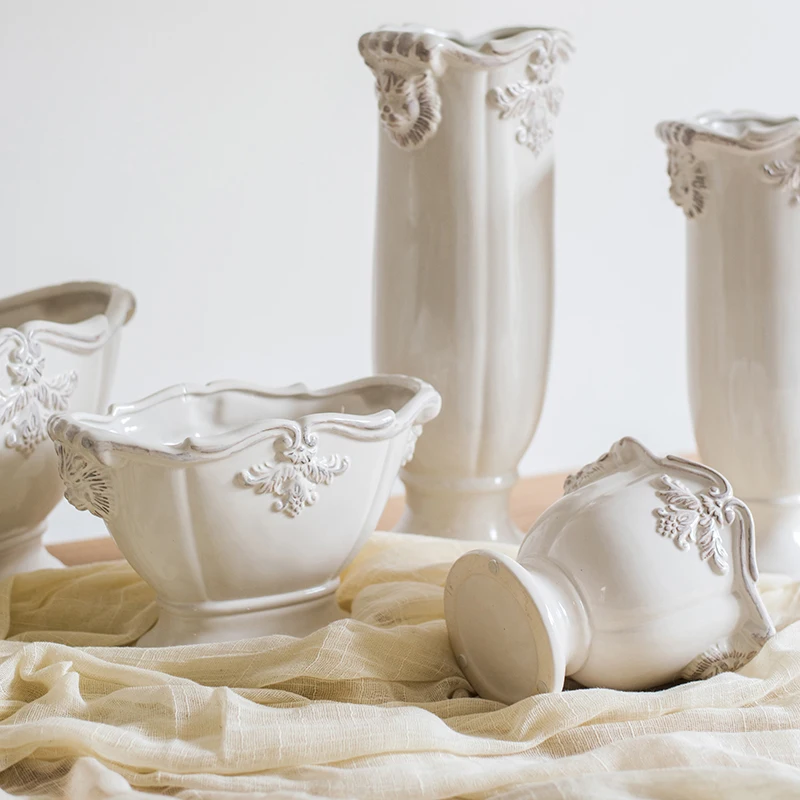 French classic retro white ceramic vase home office decoration, pedestal, flower pot crafts wedding party decoration