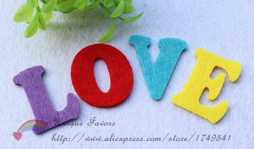 260/шт. В ассортименте высекальные фетровые буквы алфавита из нетканого материала