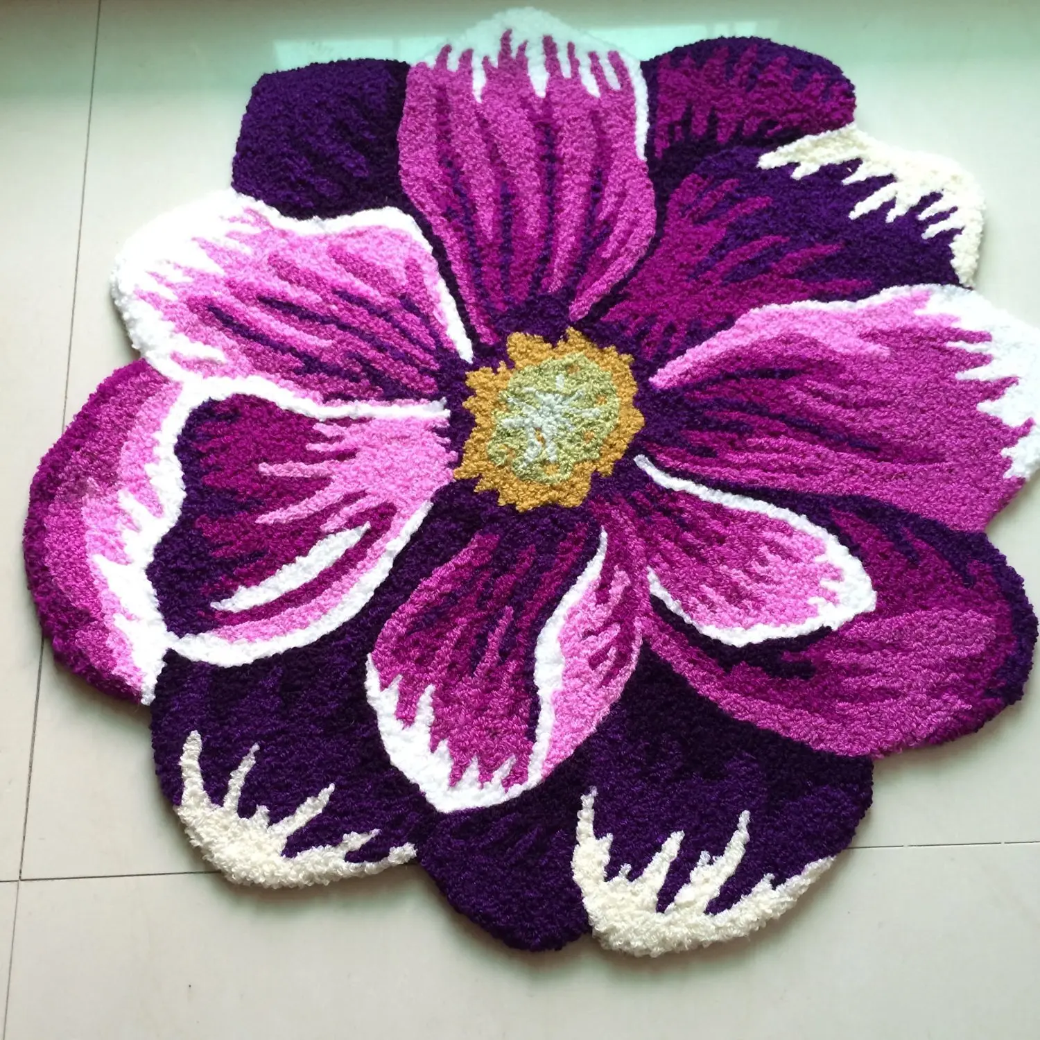 

66cm*66cm Handmade Rug Purple and White Flower Design Bedroom Mat Antiskid Carpet/Area Rug,25.6"x25.6"