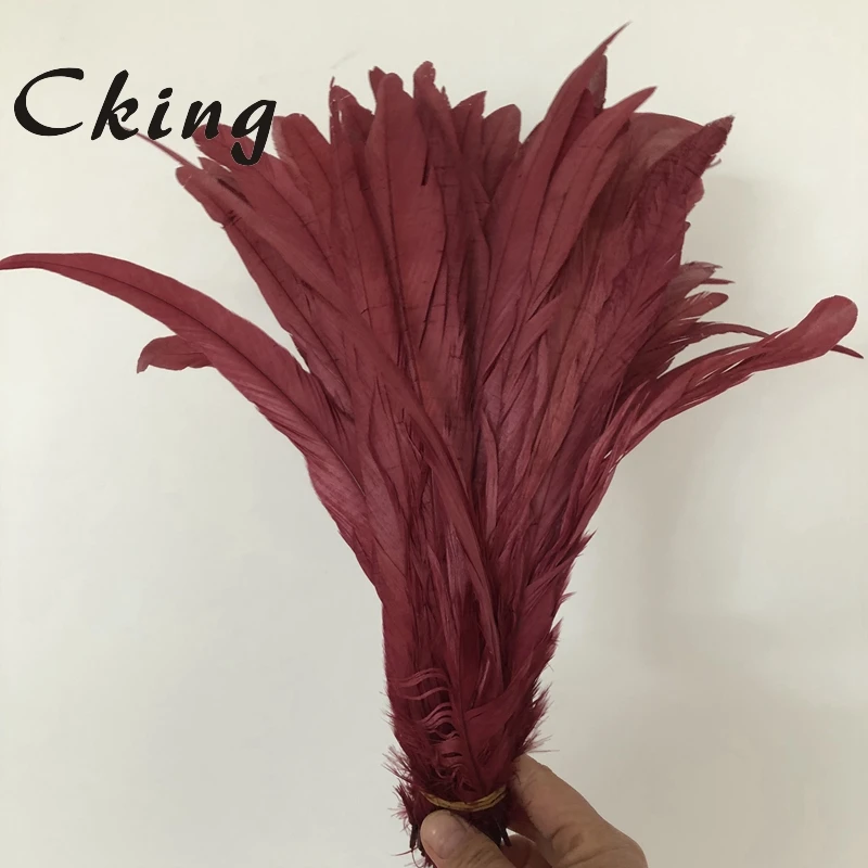 

2019 Chicken Feather New Arrival 100 pieces/lot 20 to 25cm Beautiful Wine Red Fully Dyed Cock Feathers Wholesale 8 to 10Inch