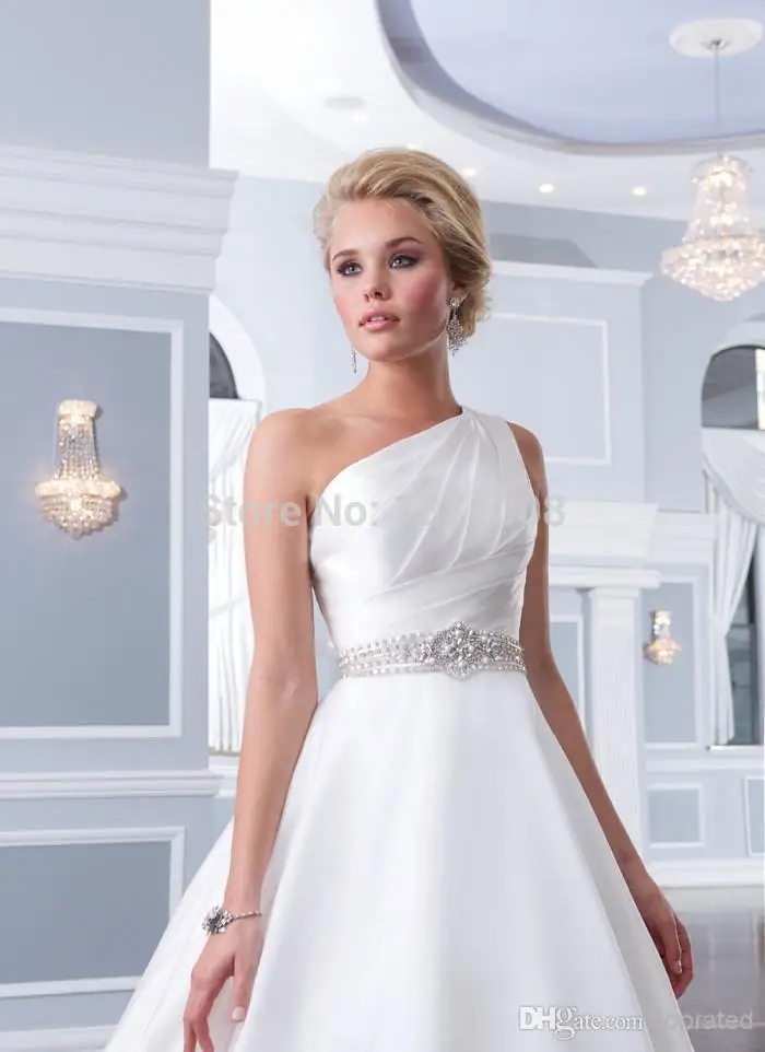 2015 New Classical Wedding Dresses Bridal Gowns With One Shoulder Neckline Back Covered Button A Line Beaded Organza White Court | Свадьбы и