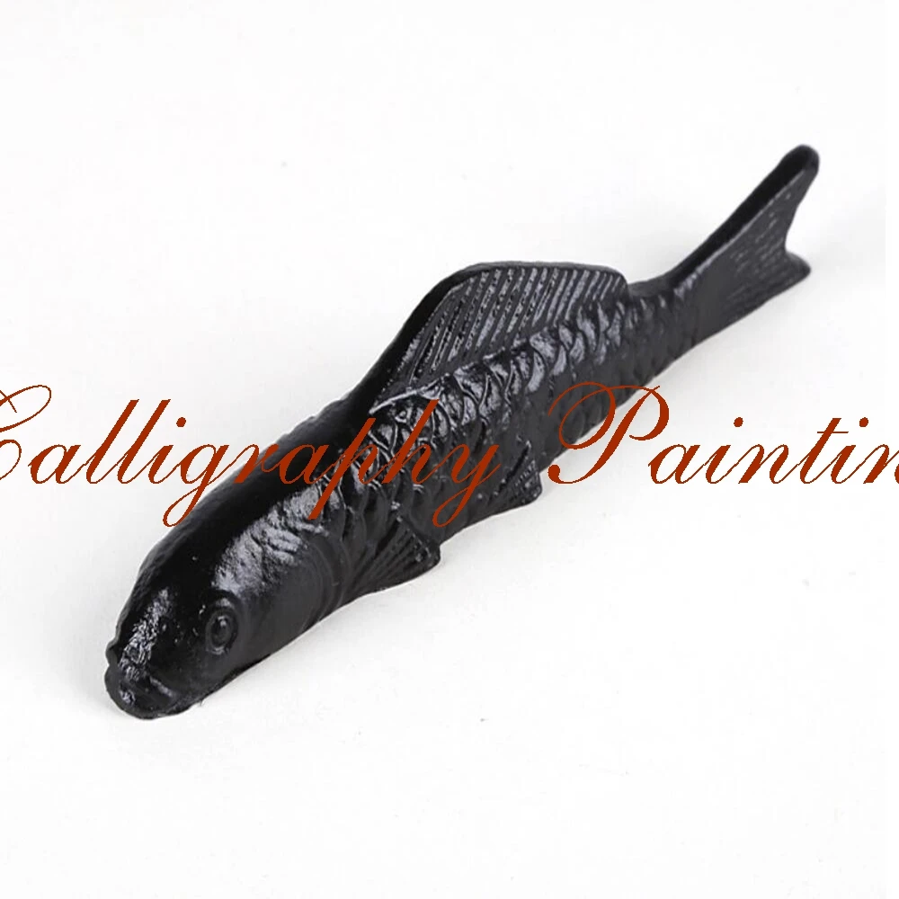 1pc Japan Iron Koi Carp Fish Shape Paperweight Brush Rest Calligraphy Painting Tool | Канцтовары для офиса и дома