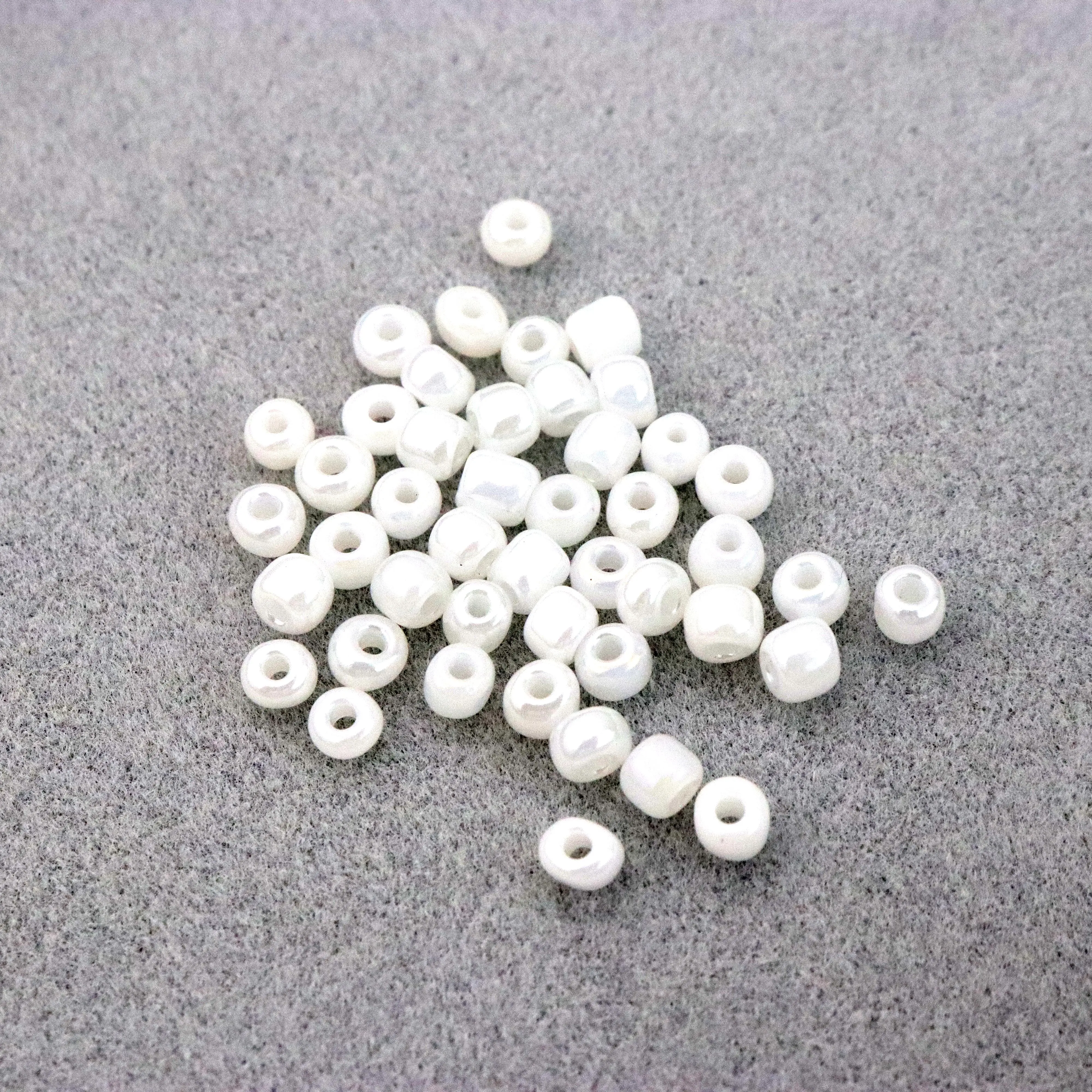 Стеклянные бусины для ювелирных изделий Круглый разделитель размер 4 мм