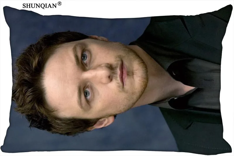 Новинка наволочка James McAvoy на застежке Размер чехла 45x35 см 40x60 45x75 50x75 (две