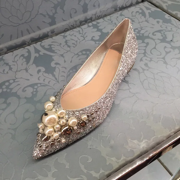 Фото Женская свадебная обувь на плоской подошве с острым носком жемчужинами