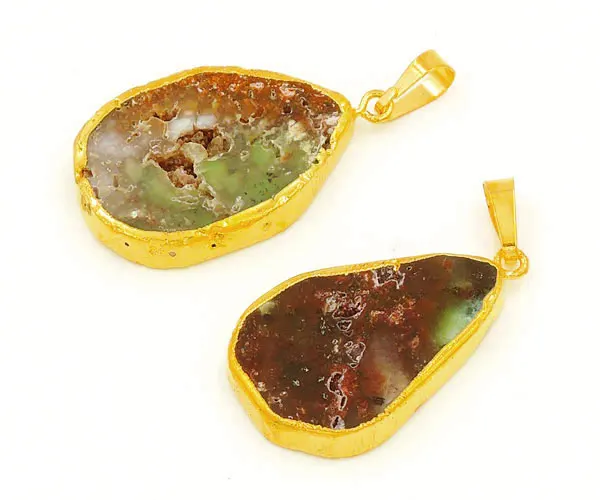 Подвески в форме капли хризопразы из натурального золота облицовки около 35*25 мм |