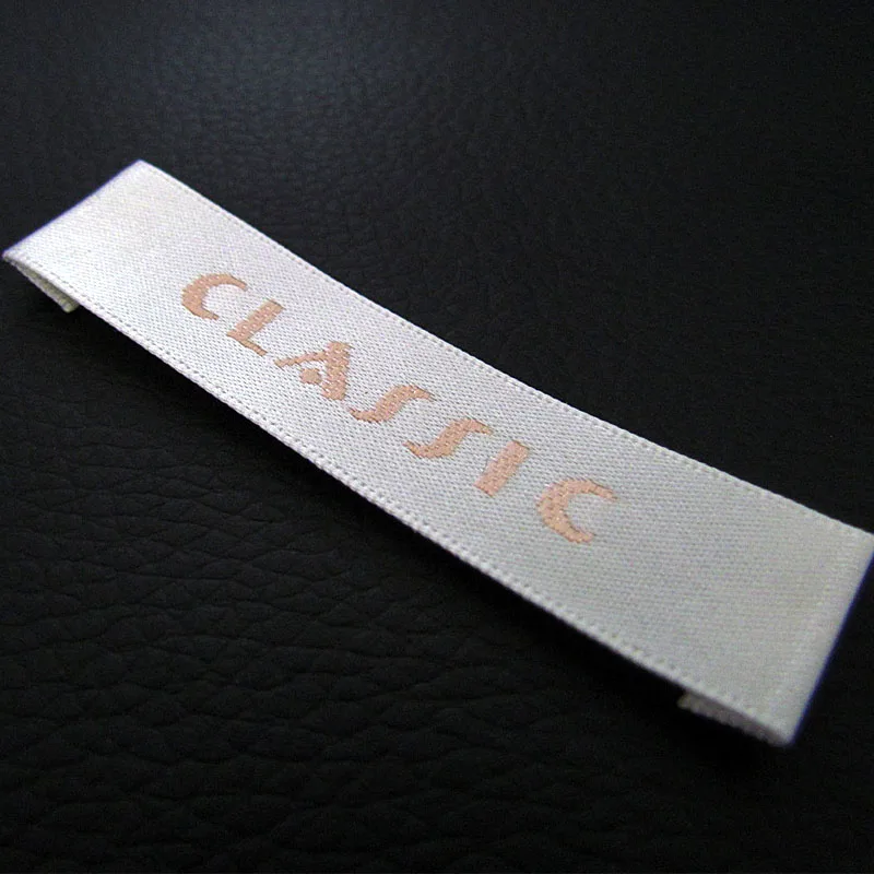Бирки для одежды на заказ этикетки моющиеся тканые с принтом брендовые логотипом