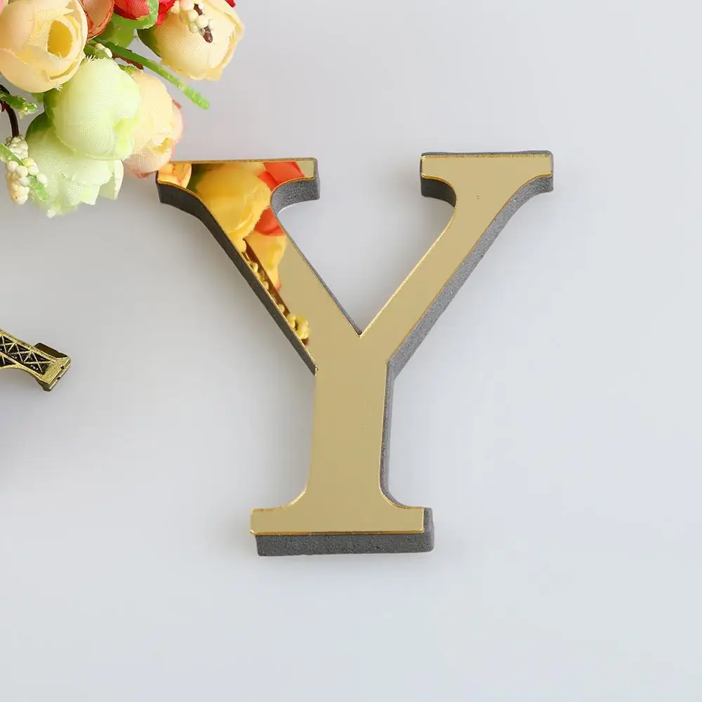 26 букв DIY 3D зеркальная самоклеящаяся Съемная плитка зеркальная наклейка украшение комнаты акриловая Настенная Наклейка художественная Фреска D1 - Цвет: Y