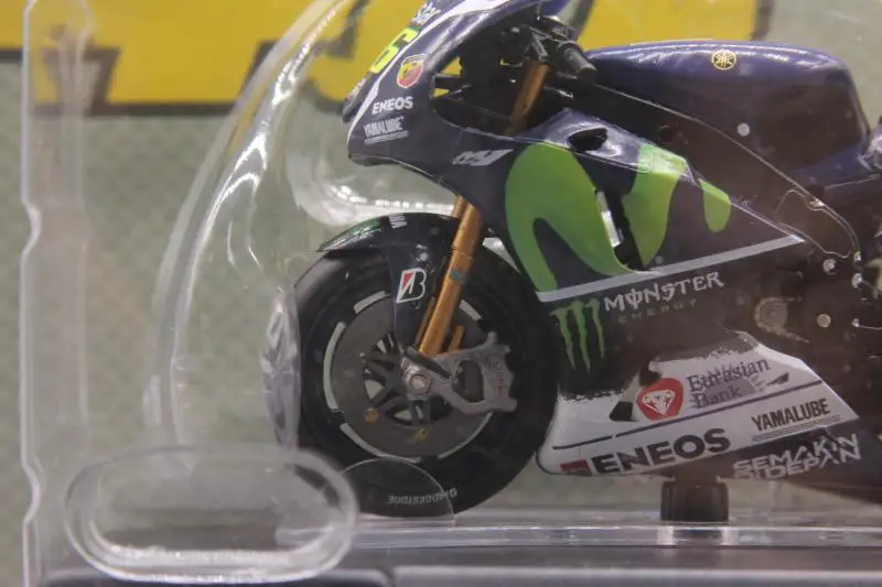 Leo 1:18 Yamaha YZR-M1 мотоцикл сплав модель автомобиля литье под давлением металлические игрушки подарок на день рождения для детей мальчиков