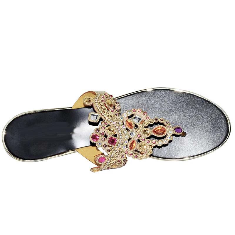 Женские летние шлепанцы с вырезами на плоской подошве Размеры 33 42|fashion slippers|slippers