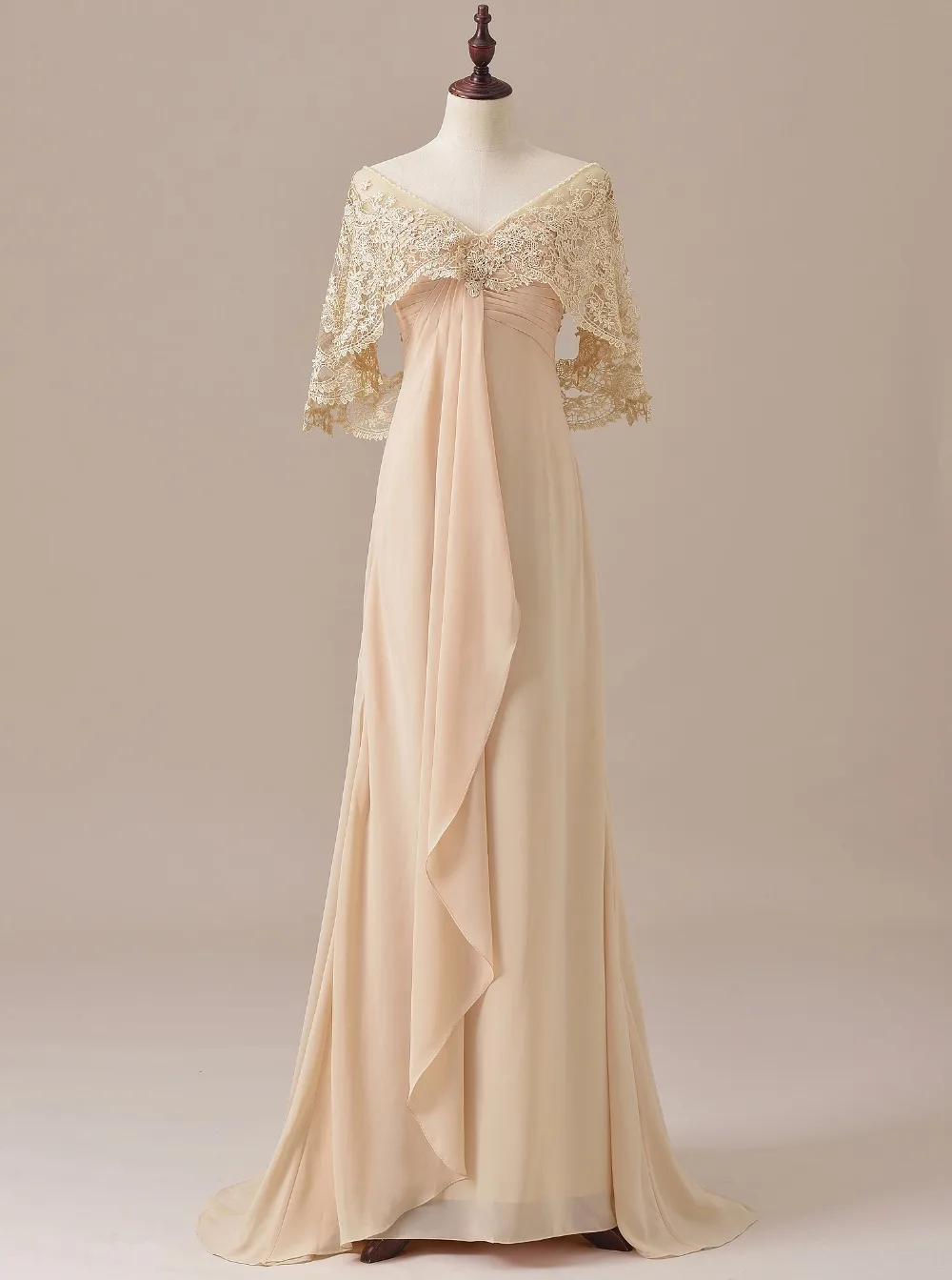 Облегающее кружевное платье с оборками для матери невесты шифоновое V образным